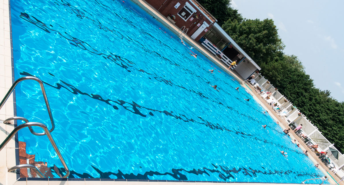 outdoor pools north west